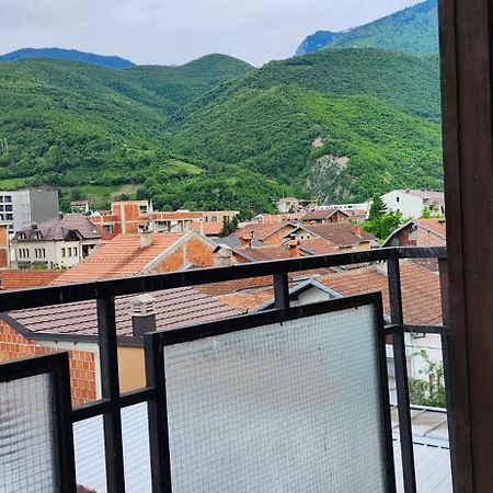 Lovely 1 Bedroom Within Walking Distance, Views Peje Exterior photo