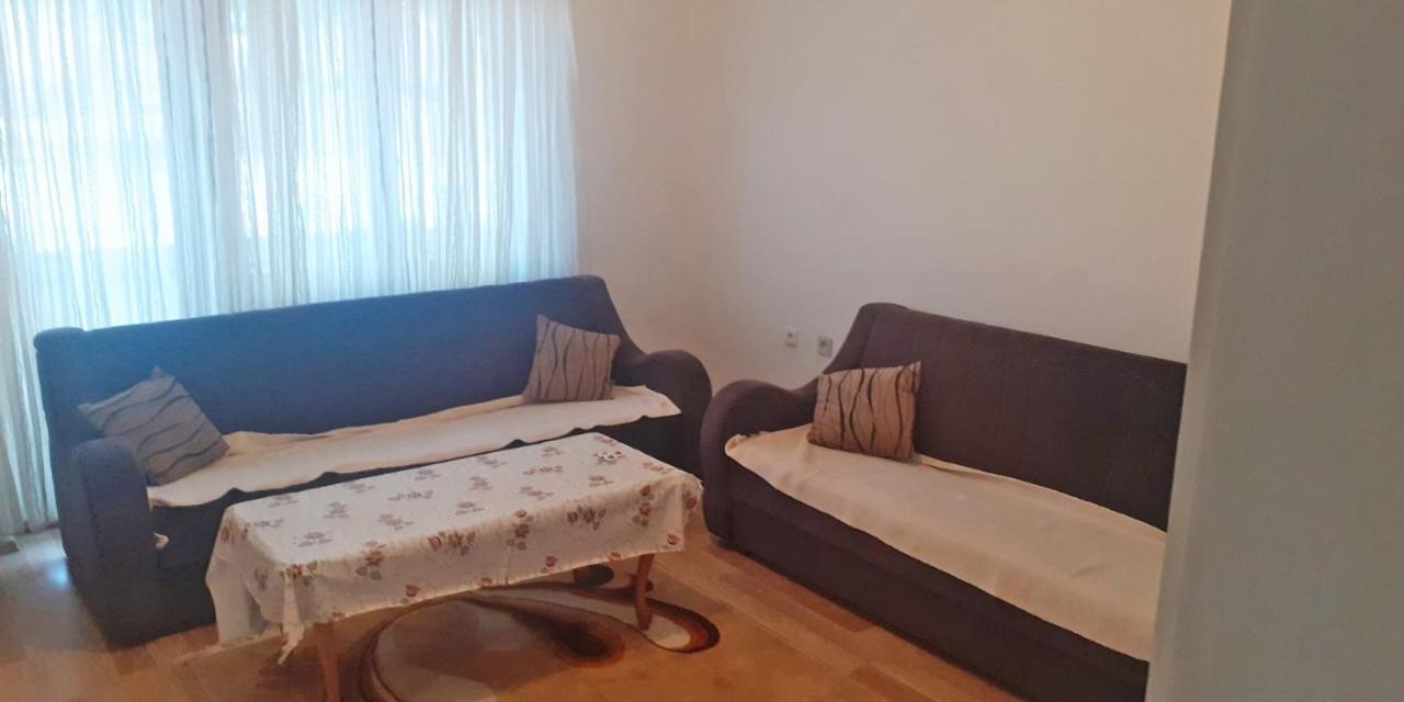 Lovely 1 Bedroom Within Walking Distance, Views Peje Exterior photo