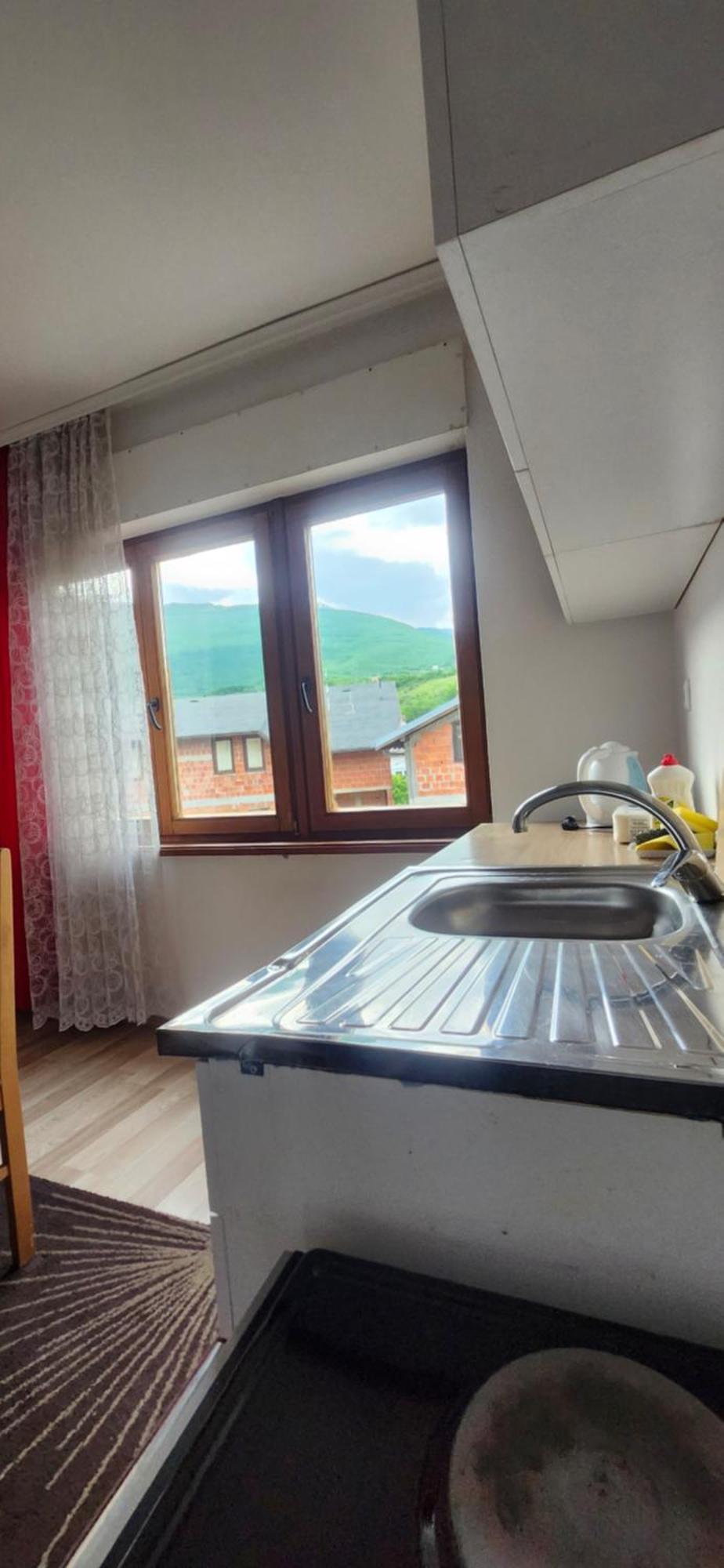 Lovely 1 Bedroom Within Walking Distance, Views Peje Exterior photo